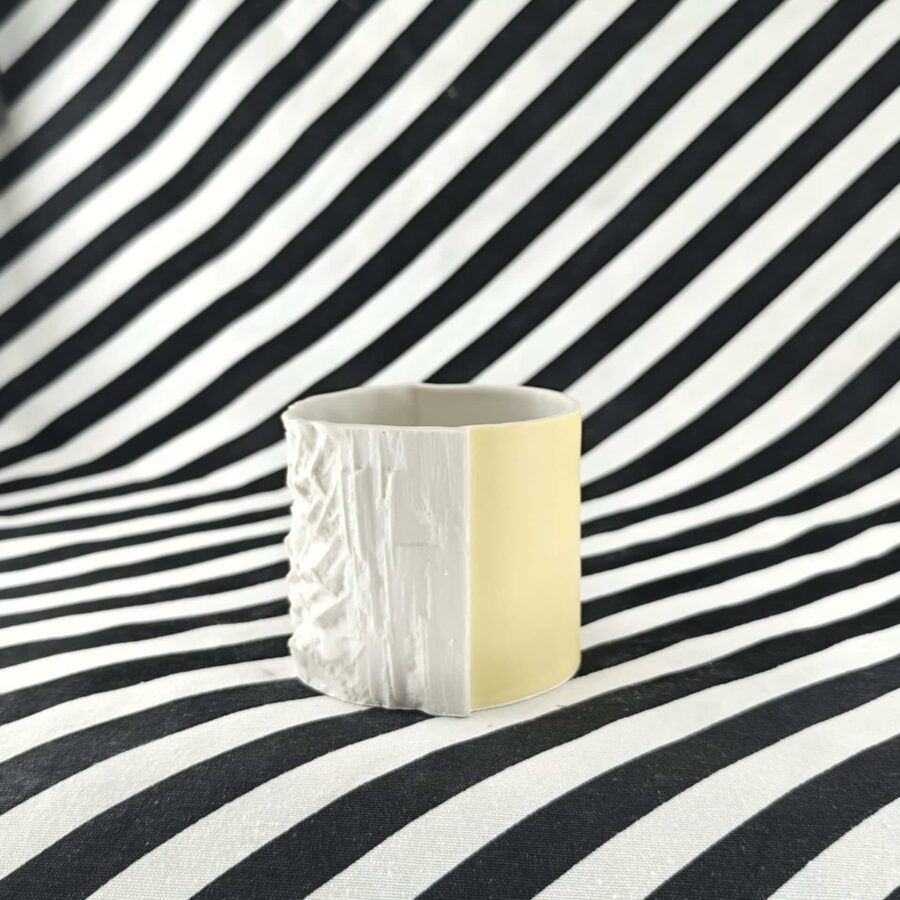 Petit cache-pot Volto jaune